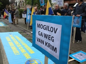 2013-05-20-23-14-46-12539