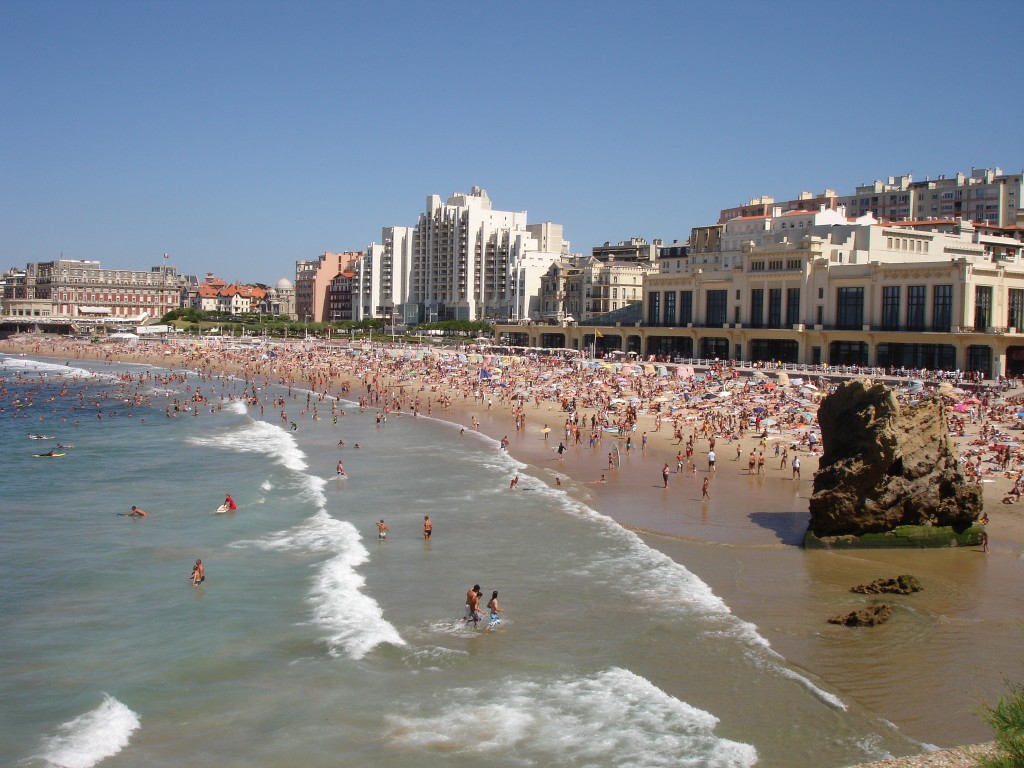 France-Biarritz-Grande_lage_et_Casino-2005-08-05