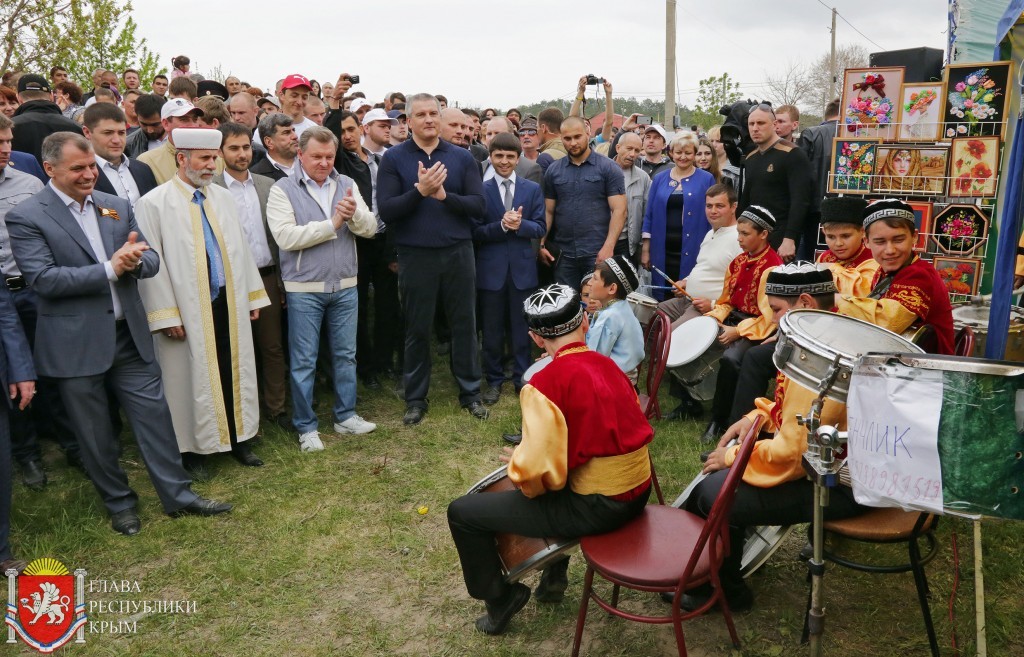 Фото с празднования Хыдырлез в Крыму в 2015 году