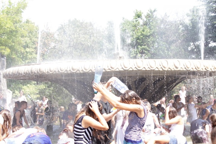 4b8c4fce6985e04548e2c1610058f299