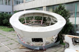 dvorec-pionerov-stela1