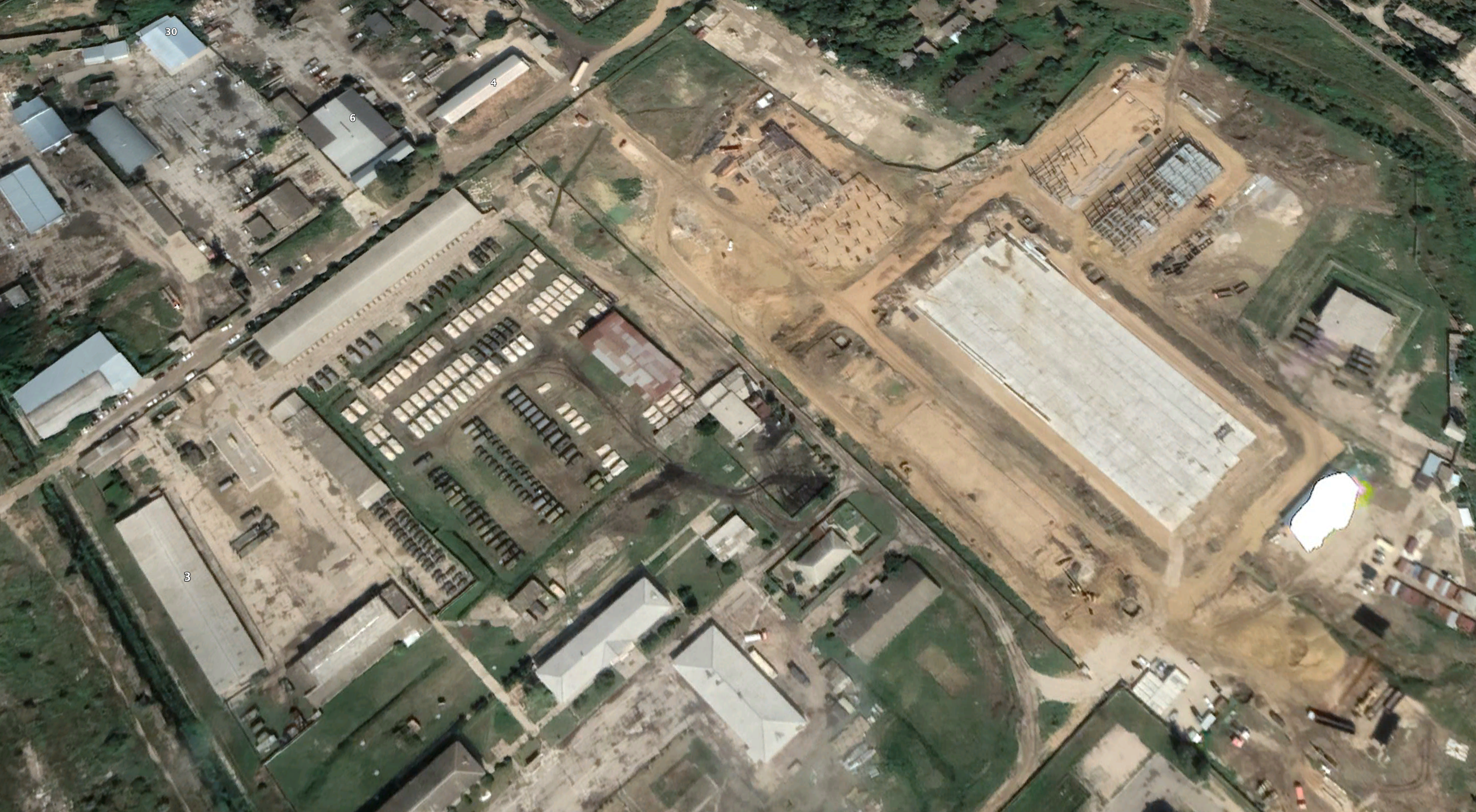 Парк техніки і будівництво 1-ї черги ППД 56-го ДШП. Серпень 2021р. Фото: Google Earth