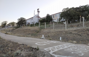 Обʼєкт в/ч 38651 на височині Біюк-Сирт, мис Меганом Фото  Павел Рябов / Google Maps