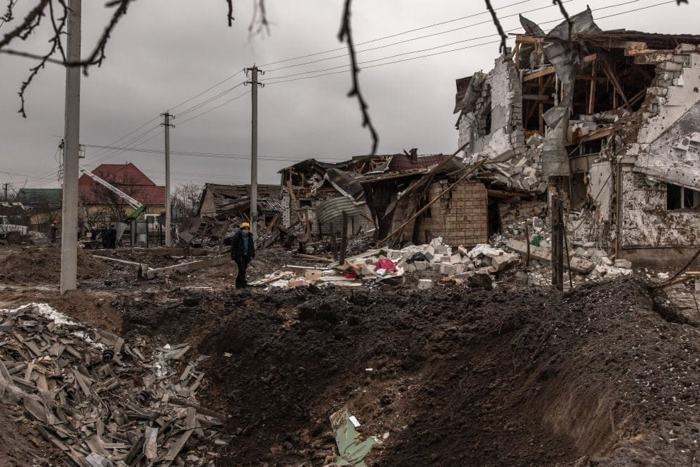 Зруйновані від російських обстрілів житлові будинки у Зміївці, лютий 2023 року. Фото: Фейсбук/Marina Markina