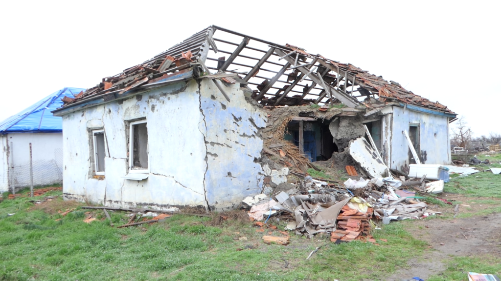 Зруйновані росіянами будинки в Посад-Покровському