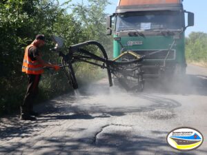 ремонт дороги в Запорізькій області. Фото Фейсбук ДП “Місцеві дороги Запорізької області”