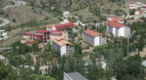 Пансіонат “Львівський залізничник” у Судаку, незаконно привласнений РФ у 2014 році. Фото: tonkosti.ru