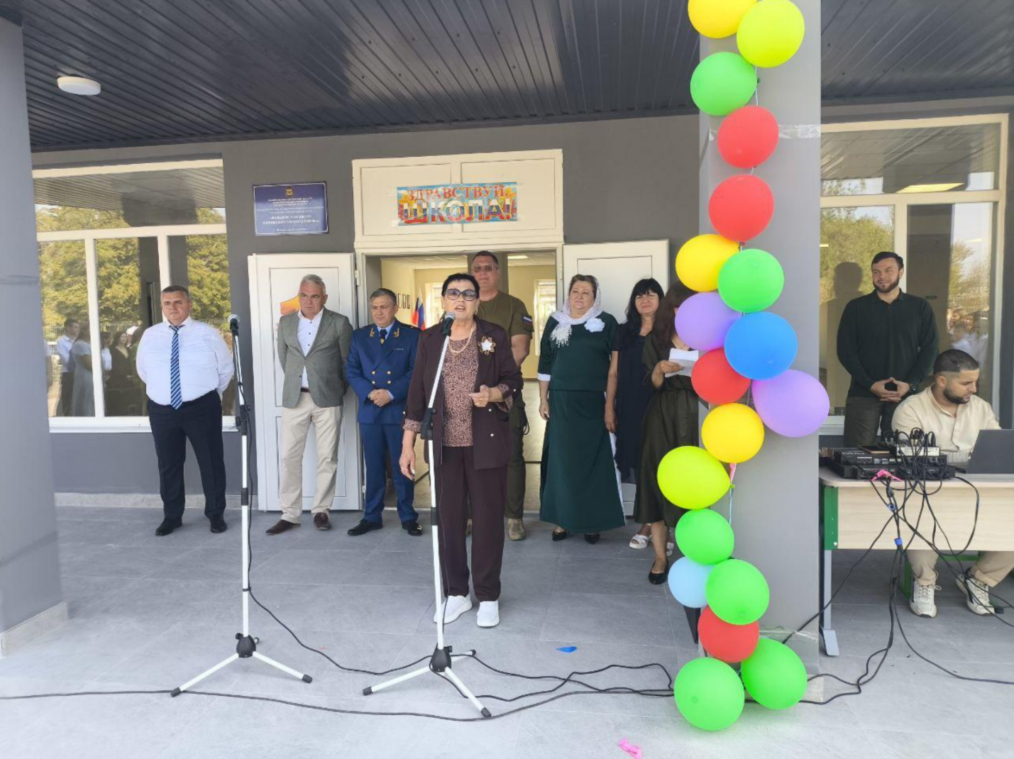 Відкриття після незавершеного капремонту школи у селі Вільне, 1 вересня 2025 року. Фото з окупаційних пабліків -