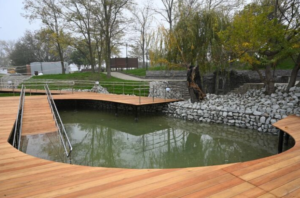 Купіль джерела Тобе-Чокрак після “благоустрою”. Фото: Галина Амарандо