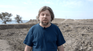 Олександр Бутягін в окупованій Керчі. Скриншот з відео YouTube.