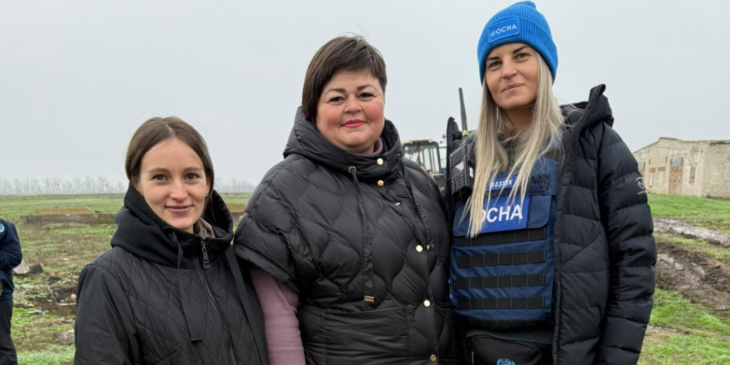 Любов Мінько, начальниця Милівської сільської ВА (в центрі), 2025 рік. Фото: Facebook/Любов Мінько