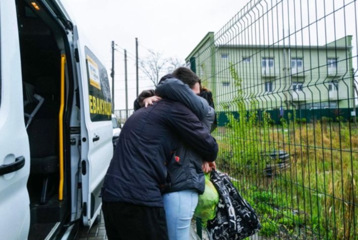 Моменти евакуації з ТОТ. Фото надане Save Ukraine.
