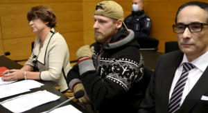 Воїслав Торден на засіданні Гельсінського окружного суду щодо взяття під варту 18 грудня 2023 року. Фото: Маркку Уландер / Lehtikuva.