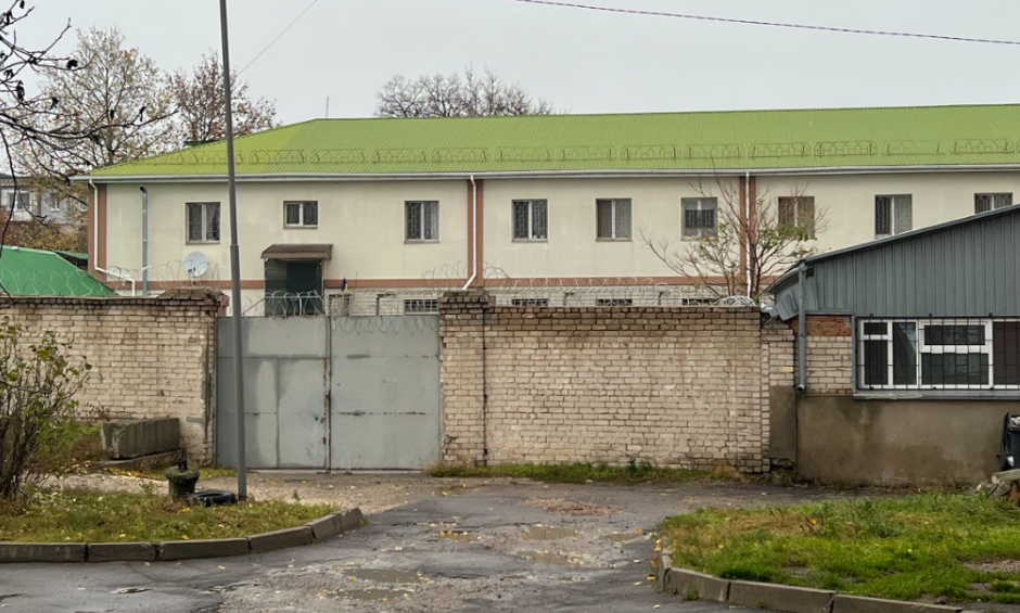 ІТТ Херсонського облуправління поліції, перетворений окупантами на катівню, листопад 2022 року. Фото: Олег Батурін